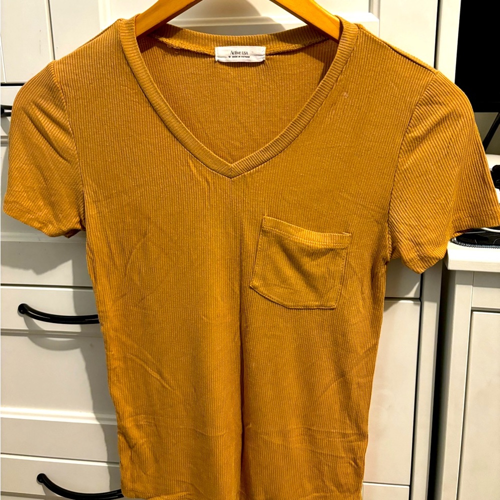 Cute v neck fitted top